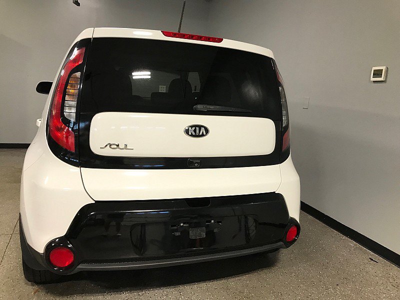 Used 2016 Kia Soul + w/ Primo Package FWD image 6