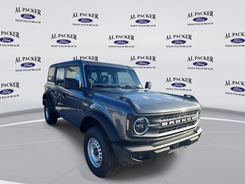 New 2025 Ford Bronco image 7