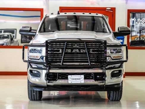 Used 2019 RAM 2500 Laramie image 9