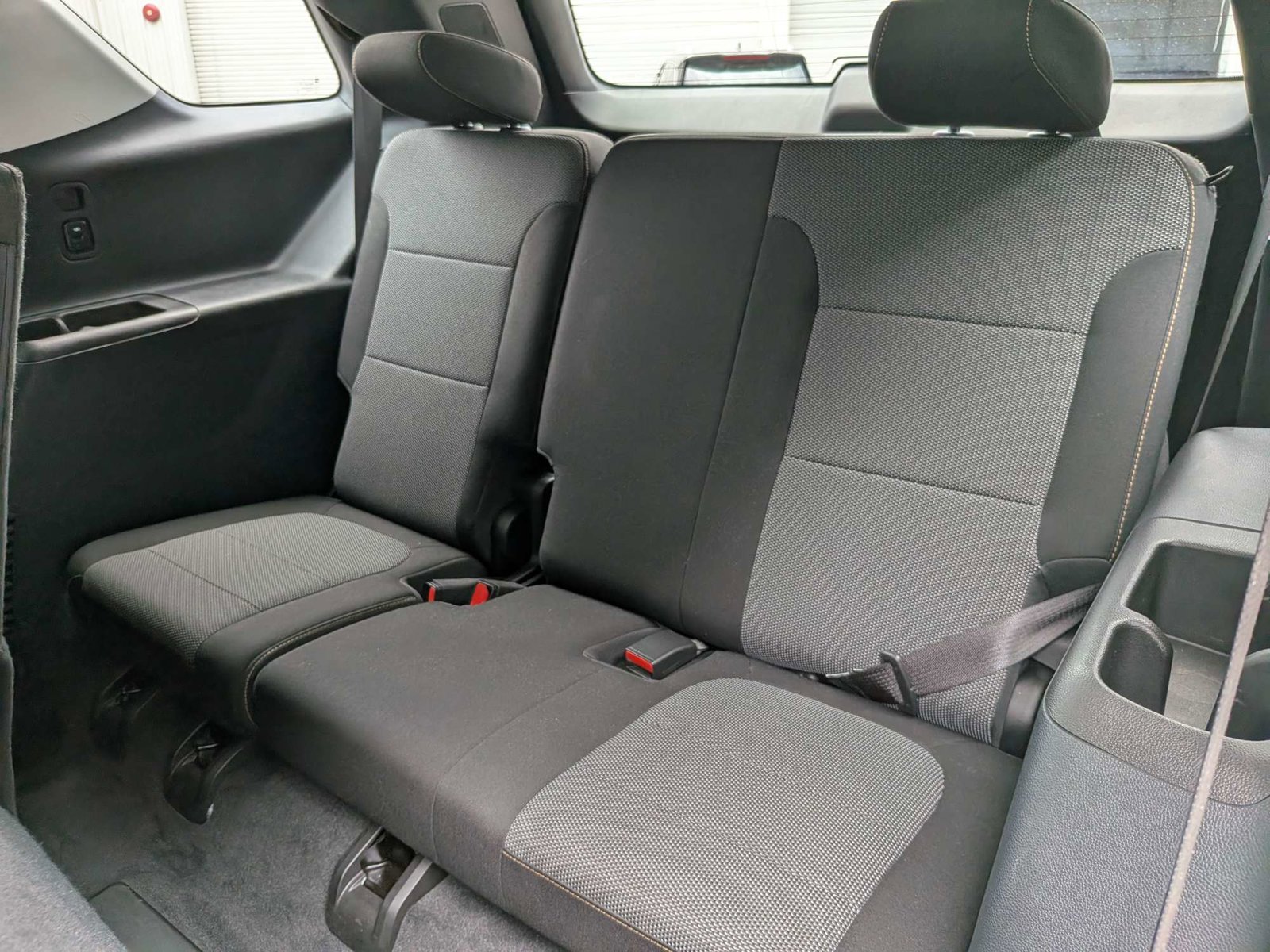 Used 2021 Chevrolet Traverse LS FWD image 13