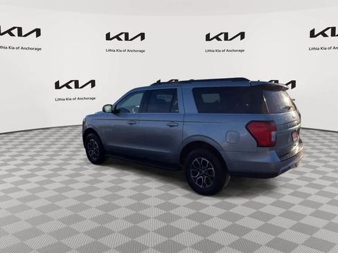 Used 2024 Ford Expedition Max XLT image 6