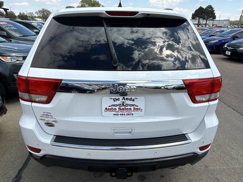 Used 2013 Jeep Grand Cherokee Overland AWD/4WD image 6