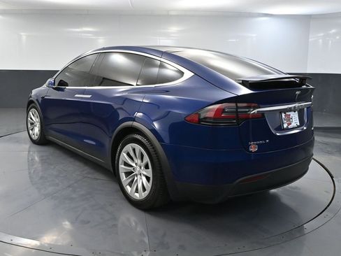 Used 2018 Tesla Model X 100D image 6