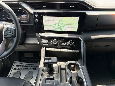 Used 2024 GMC Sierra 1500 Denali w/ Denali Reserve Package AWD/4WD image 22