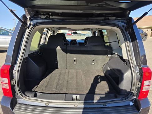 Used 2015 Jeep Patriot Sport w/ Power Value Group image 10