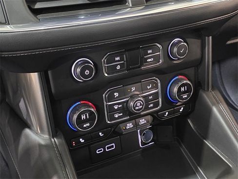 Used 2021 Chevrolet Tahoe LT w/ Rear Media and Nav Package image 19