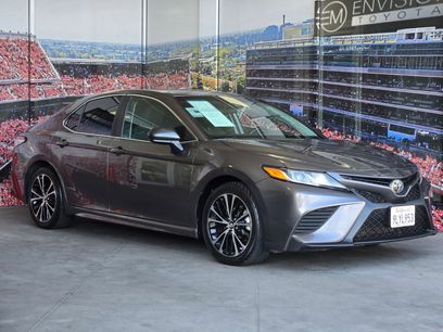 Used 2018 Toyota Camry SE