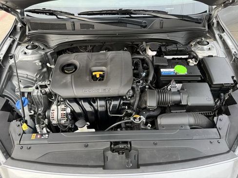 Used 2024 Kia Forte LXS FWD image 25