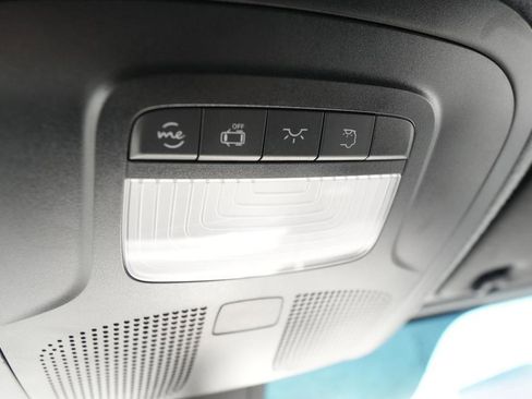 Used 2025 Mercedes-Benz Sprinter 2500 image 15