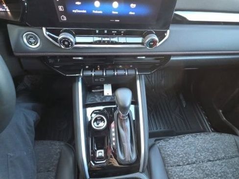 Used 2023 Chevrolet Colorado Z71 image 10