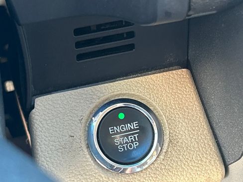 Used 2016 Ford F150 Lariat w/ Equipment Group 502A Luxury image 20