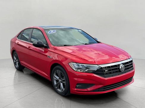 Used 2021 Volkswagen Jetta R-Line FWD image 1