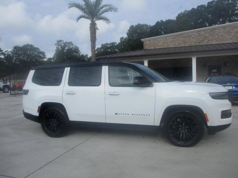 Used 2024 Jeep Grand Wagoneer Series II Obsidian w/ Quick Order Packagew 28T AWD/4WD image 2