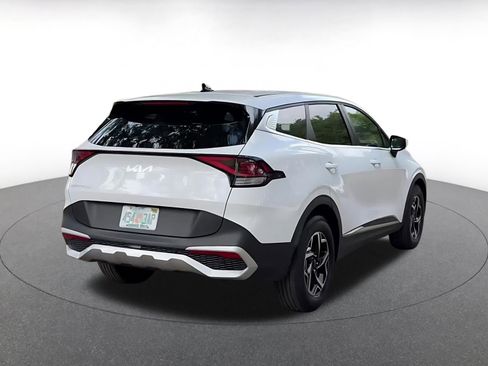 Used 2025 Kia Sportage LX image 16