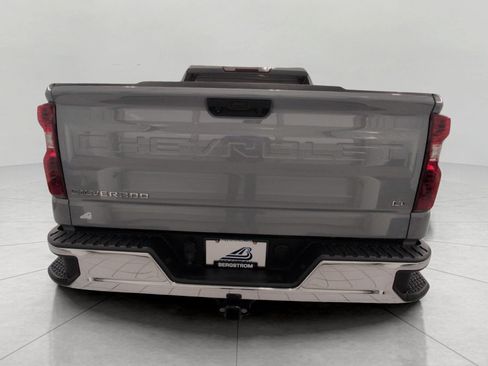 Used 2024 Chevrolet Silverado 1500 LT AWD/4WD image 24