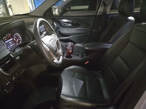 Used 2023 GMC Terrain AT4 image 6