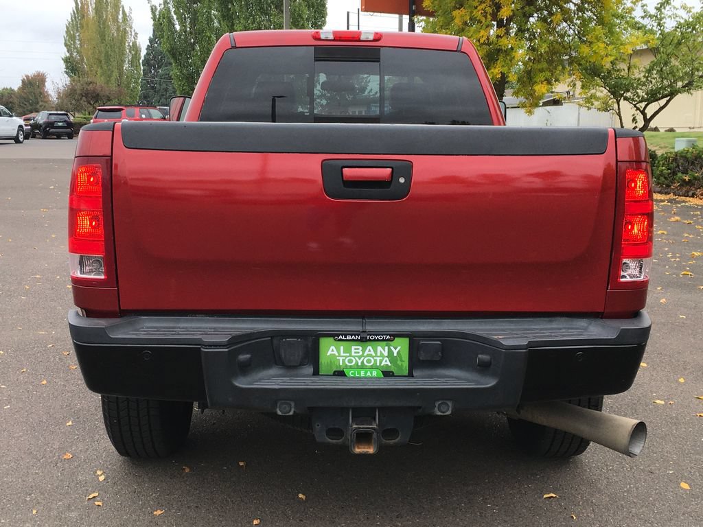 Used 2012 GMC Sierra 3500 SLT w/ SLT Convenience Package AWD/4WD image 5