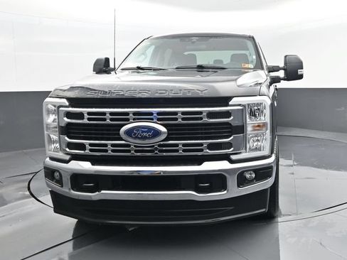 Used 2025 Ford F250 XLT AWD/4WD image 21