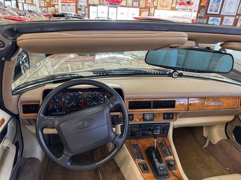 Used 1995 Jaguar XJS 4.0 Convertible image 14