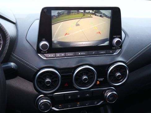 Used 2022 Nissan Sentra SV FWD image 23
