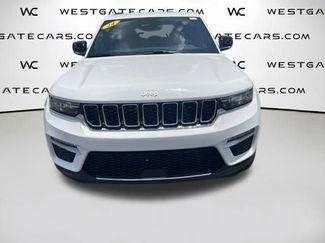 New 2024 Jeep Grand Cherokee Limited w/ Black Appearance Package AWD/4WD video 4
