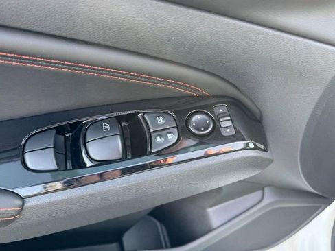 Used 2023 Nissan Altima 2.5 SR image 15