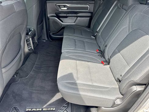 Used 2019 RAM 1500 Big Horn AWD/4WD image 18