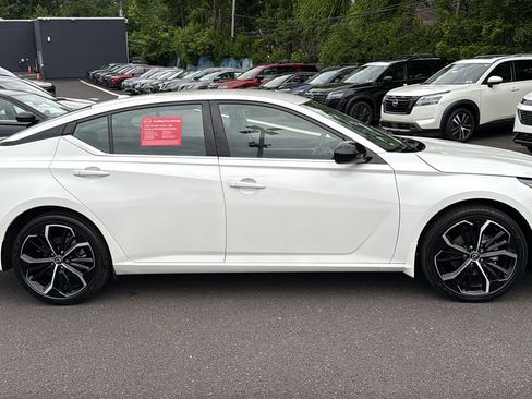 Certified 2024 Nissan Altima 2.5 SR FWD image 25