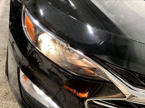 Used 2023 Chevrolet Malibu LT image 30