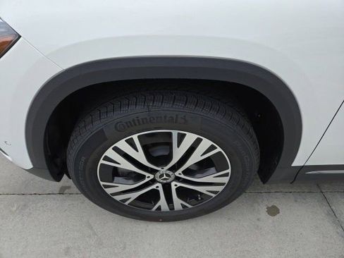 New 2025 Mercedes-Benz GLA 250 image 11