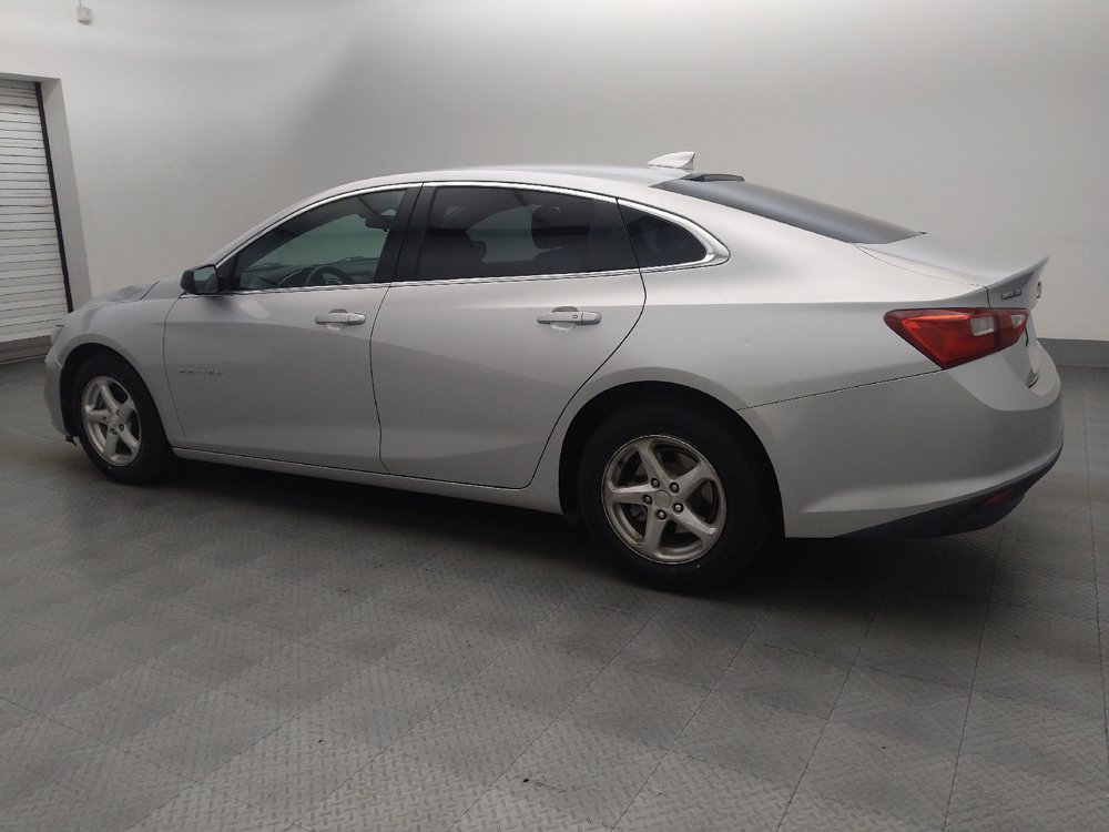 Used 2017 Chevrolet Malibu LS FWD image 3