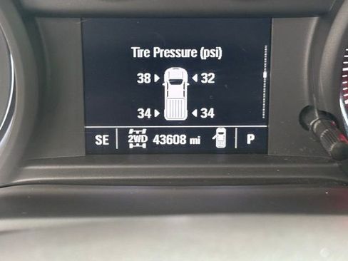 Used 2024 Chevrolet Silverado 1500 Custom Trail Boss image 4