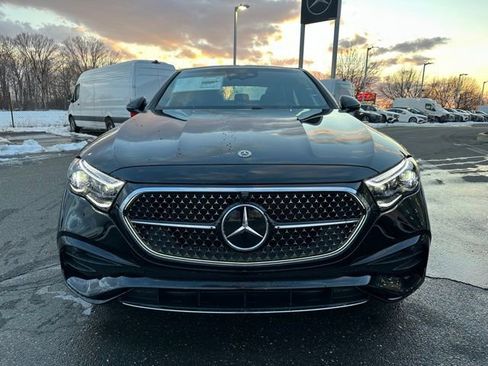 New 2026 Mercedes-Benz E 350 4MATIC Sedan image 2