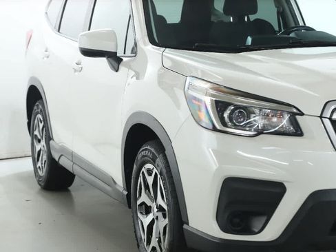 Used 2020 Subaru Forester Premium w/ Popular Package #1 AWD/4WD image 8