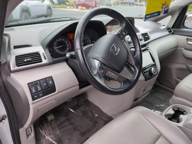 Used 2015 Honda Odyssey Touring image 15
