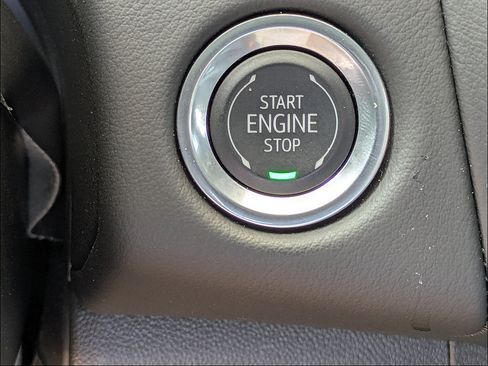 Used 2024 Chevrolet Tahoe High Country RWD image 33