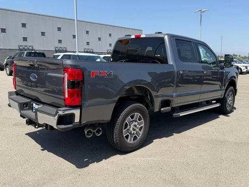 New 2026 Ford F250 Lariat w/ FX4 Off-Road Package AWD/4WD image 6