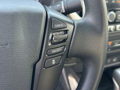 Certified 2025 Nissan Frontier SV image 40