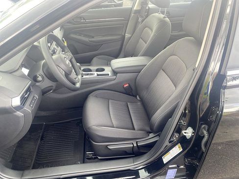 New 2025 Nissan Altima 2.5 S image 16