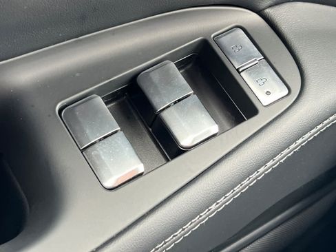 New 2026 Lincoln Navigator L Premier AWD/4WD image 14
