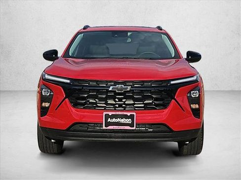 New 2026 Chevrolet Trax LT w/ Sunroof Package FWD image 6