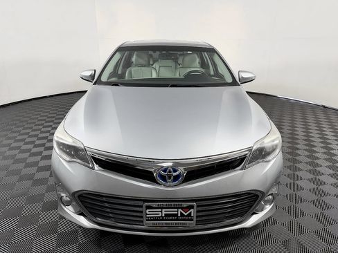 Used 2015 Toyota Avalon Limited FWD image 4