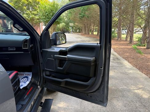 Used 2018 Ford F150 Raptor w/ Equipment Group 802A Luxury AWD/4WD image 69