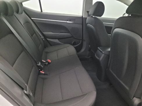 Used 2019 Hyundai Elantra SE w/ Cargo Package FWD image 19