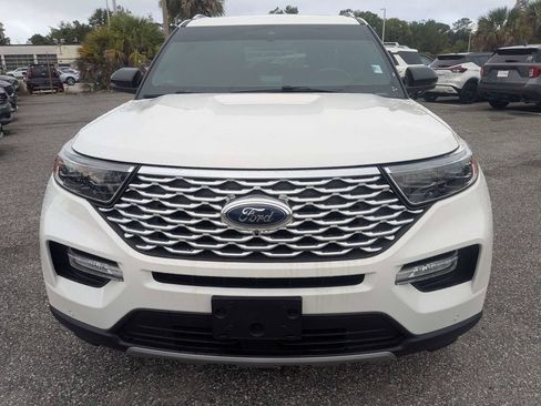 Used 2022 Ford Explorer Platinum w/ Technology Package AWD/4WD image 9