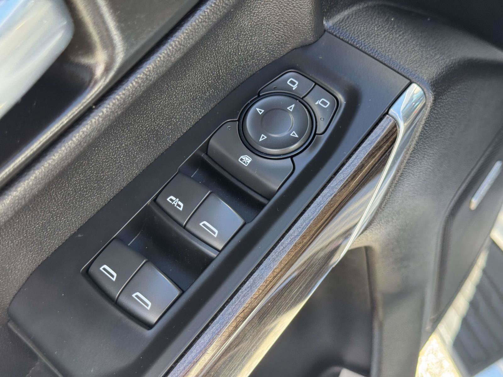 Used 2020 Chevrolet Silverado 1500 RST AWD/4WD image 15