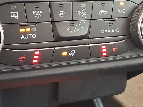 Certified 2022 Ford Maverick XLT w/ Equipment Group 300A Standard AWD/4WD image 24