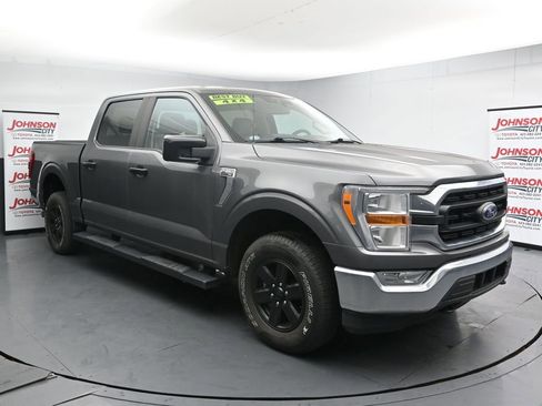 Used 2021 Ford F150 XLT AWD/4WD image 2
