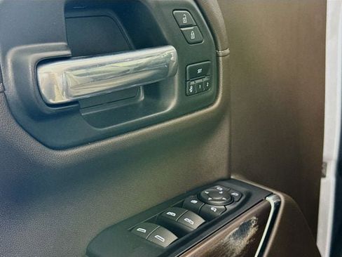 Used 2020 GMC Sierra 1500 SLT w/ SLT Premium Plus Package image 18