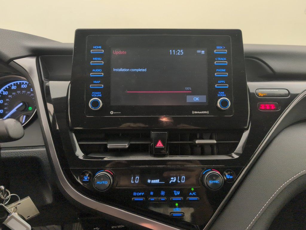 Used 2024 Toyota Camry SE FWD image 18